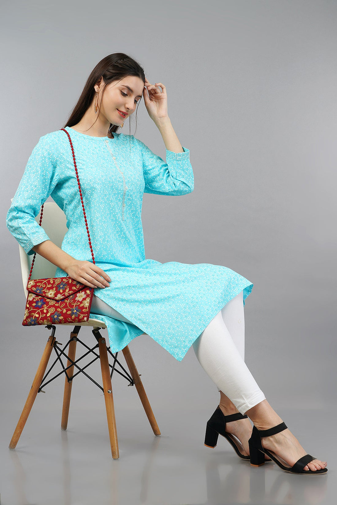 Printed Round-Neck Straight Kurta